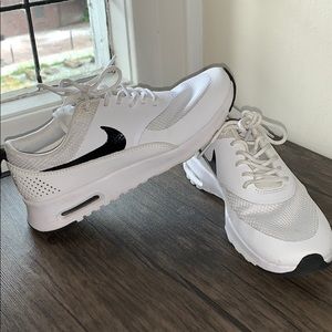 WORN ONCE Nike Air Max Thea